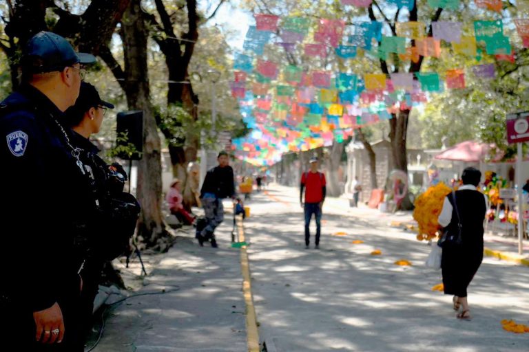 Mil 250 policías estatales en operativo “Todos Santos”