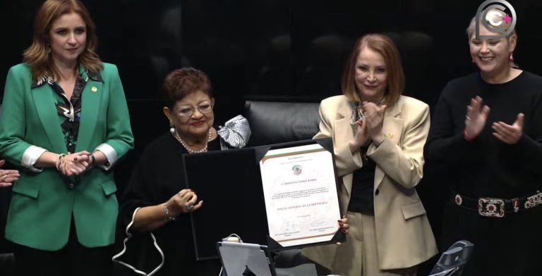 Ernestina Godoy es ratificada como nueva titular de la Fiscalía General de la República