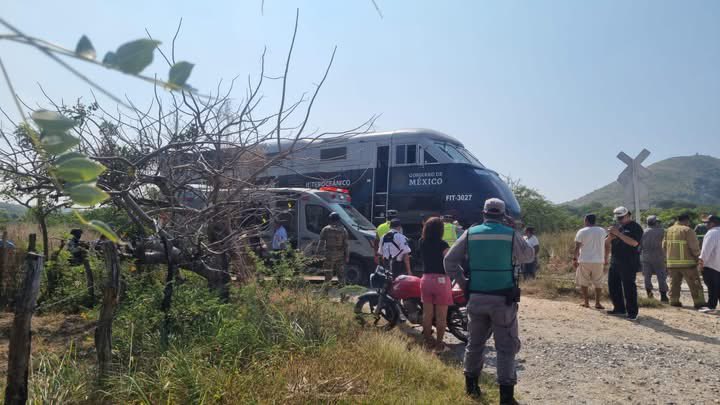 Al menos 20 personas resultan lesionadas tras accidente ferroviario en Oaxaca