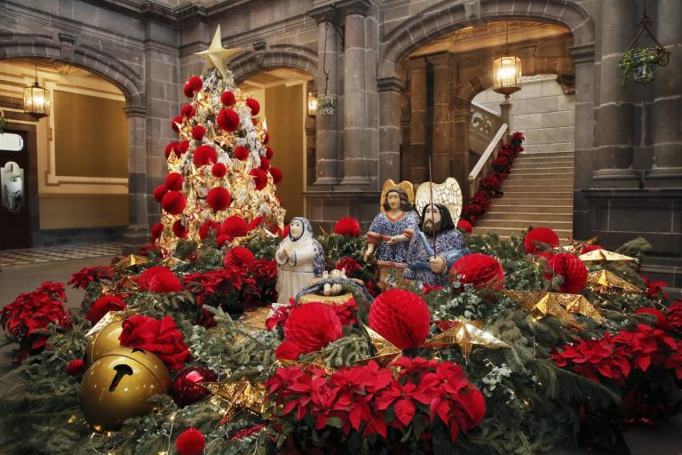 Invita Gobierno de la Ciudad a disfrutar del Nacimiento de talavera en Palacio Municipal