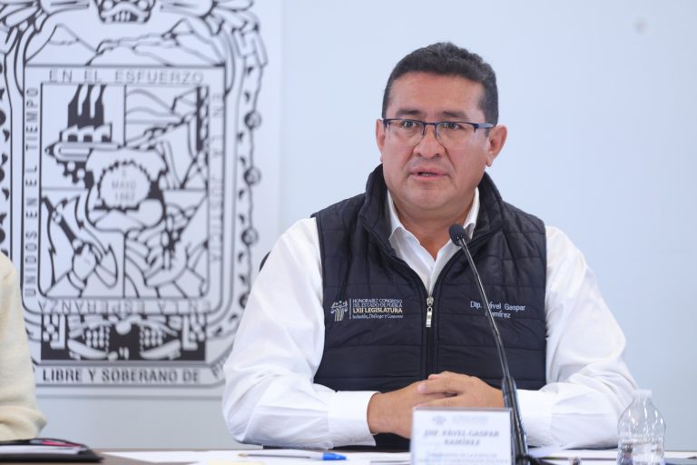 Renuncia jurídico Jesús Juárez Lezama y dos más al Congreso; se incorporarán al Gobierno del Estado