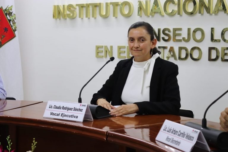 Cambian a presidente del INE en Puebla; llega Claudia Rodríguez Sánchez