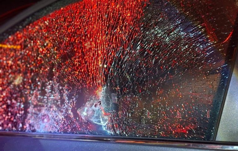 Atacan a la alcaldesa de Ayotoxco; su chófer fue baleado
