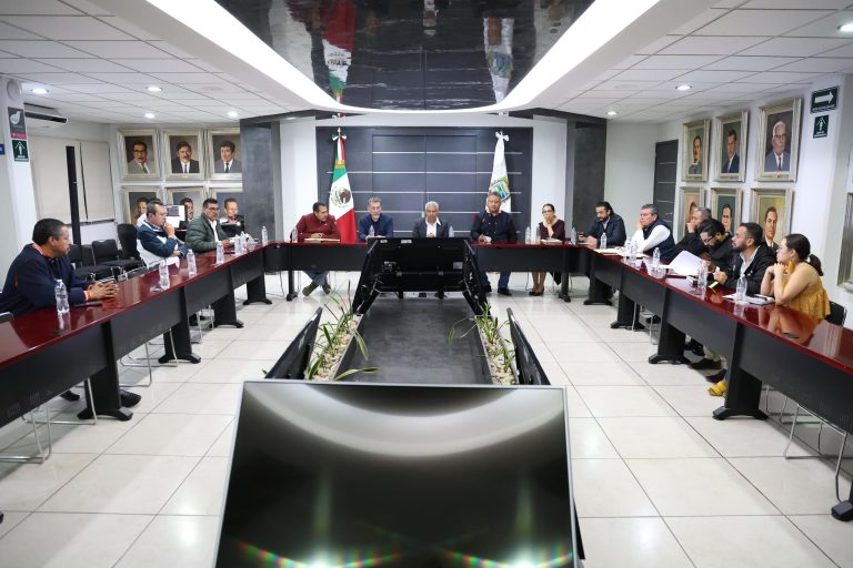 SEP lanza convocatoria clave para renovar direcciones escolares