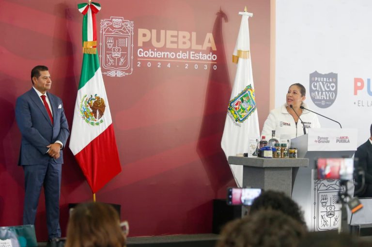 Inversión histórica en obra comunitaria deportiva, transforma vidas: Laura Artemisa