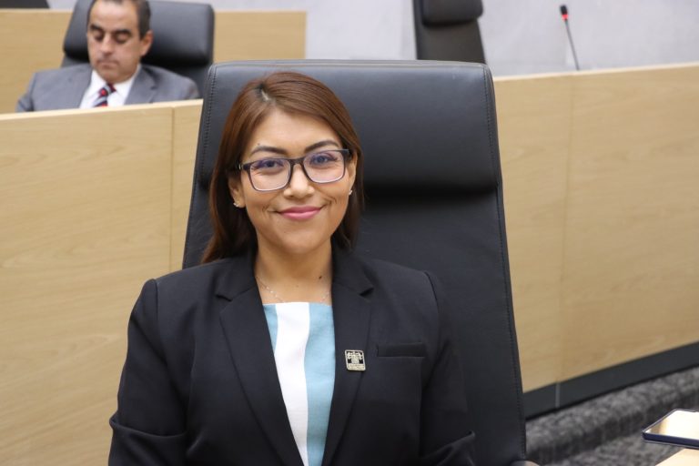 Impulsa Leonela Jazmín y Elías Lozada iniciativa para agravar las penas contra médicos que operen sin certificación vigente