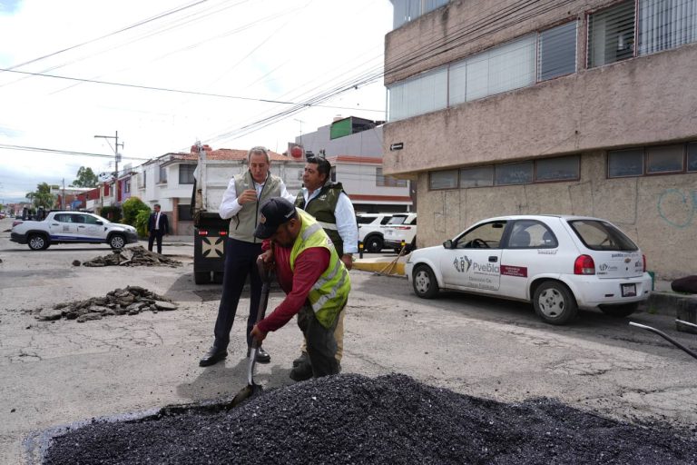 Supervisa Pepe Chedraui trabajos del programa “BacheAndo” Puebla en Villa Posadas