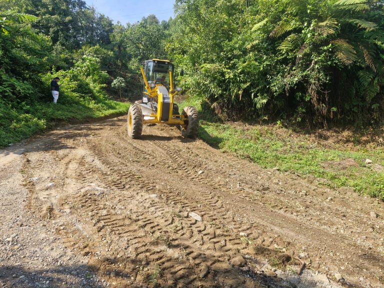 Listo camino rural de Santa Lucía-La Unión en Nauzontla; intervención de 2.46 kilómetros   