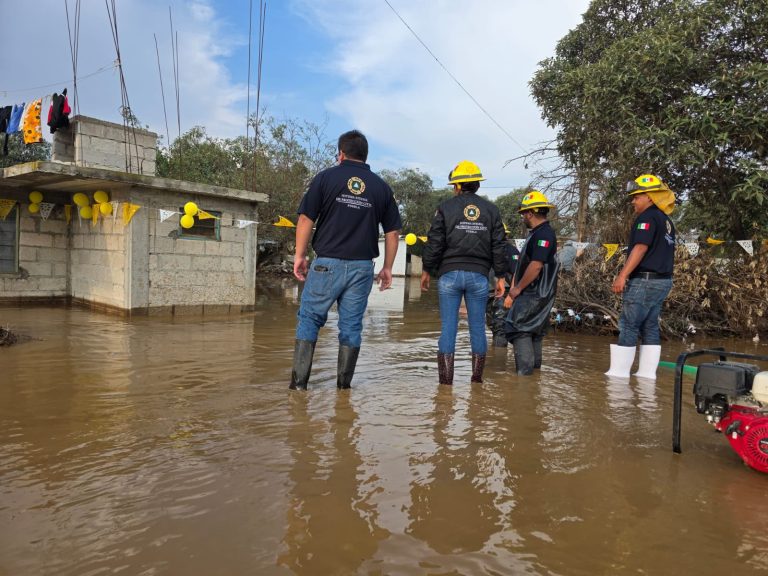 Gobierno del Estado brinda atención inmediata por inundaciones en Esperanza