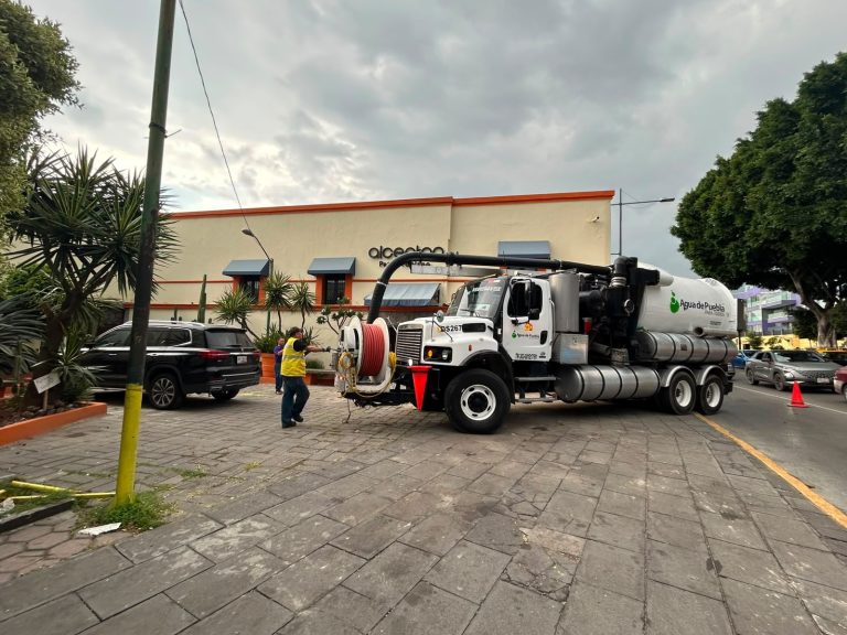 Gobierno de Pepe Chedraui mantiene atención permanente a zonas afectadas por lluvias en el Centro Histórico