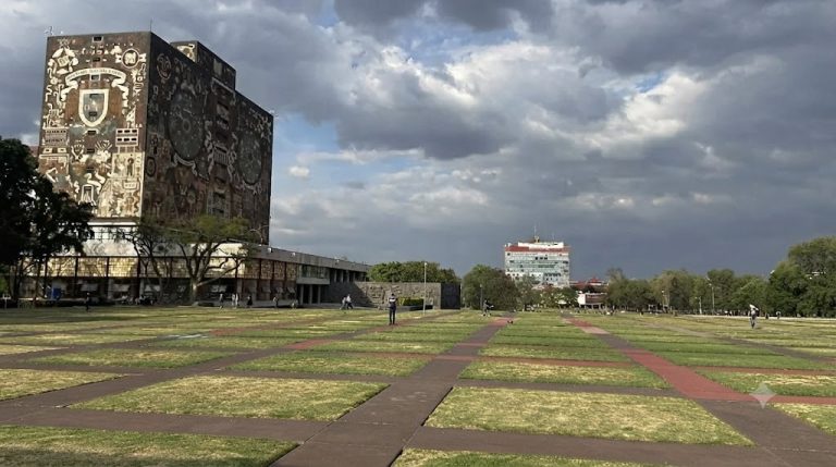 Sheinbaum pide castigar a empresa si hubo fraude en examen de la UNAM, pero defiende a los aspirantes