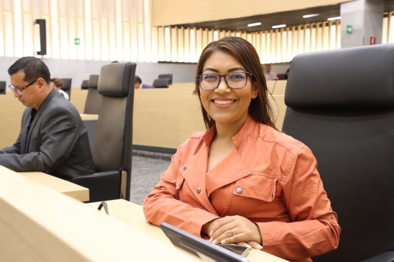 Deudores alimentarios no podrán casarse o renovar su licencia de conducir en Puebla
