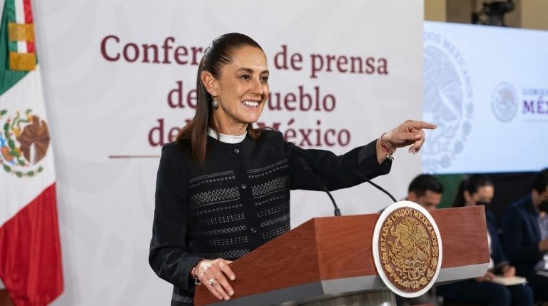 México envía 19.5 toneladas de ayuda humanitaria a Colombia tras sismo