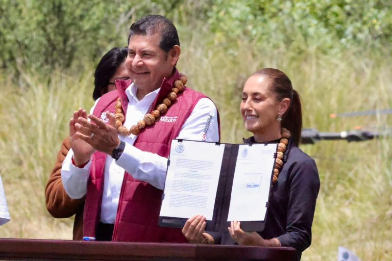 Desde Puebla, presidenta Sheinbaum firma decreto para reforestar México y restaurar ecosistemas