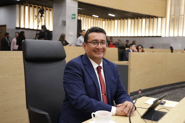 Congreso modificará Ley Casco, pero no dará marcha atrás: Pável Gaspar