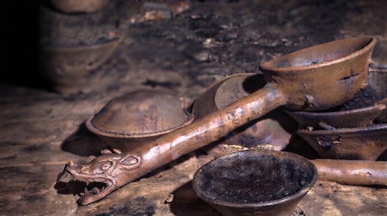 Riqueza milenaria al descubierto: hallan 13 ofrendas y 179 piezas prehispánicas en Chiapas
